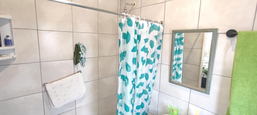 3 Bedroom Property for Sale in Franskraal Western Cape